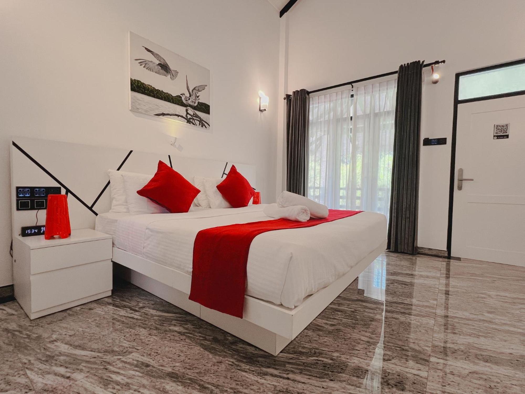Wetland Resort Негомбо Экстерьер фото